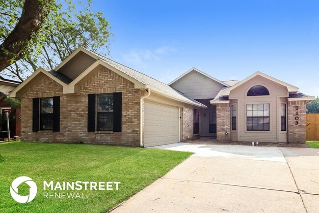 Building Photo - 5103 Nocona Ln