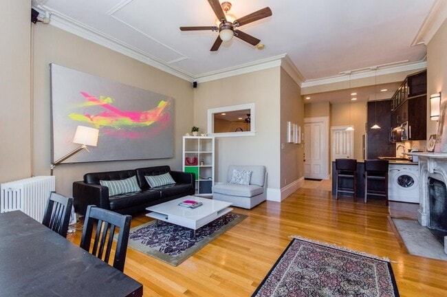 Photo - 171 Beacon St Unidad 4F