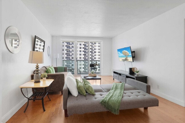 Building Photo - 3801 S Ocean Dr Unit SI ID1227556P