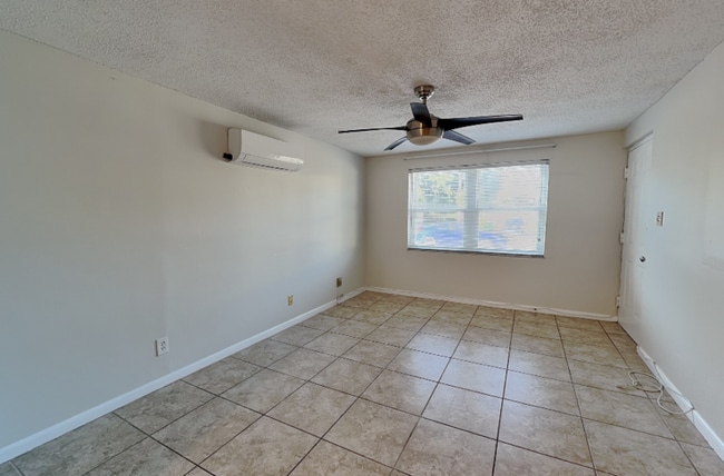 Photo - 3619 W Cass St