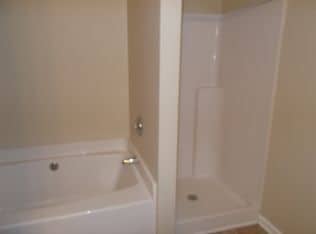 Photo - 3BR / 2.5 BATH TOWNHOME * COLLEGE PARK GA
