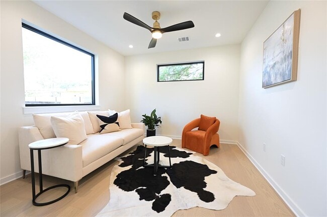 Photo - 4410 Glomar Ave