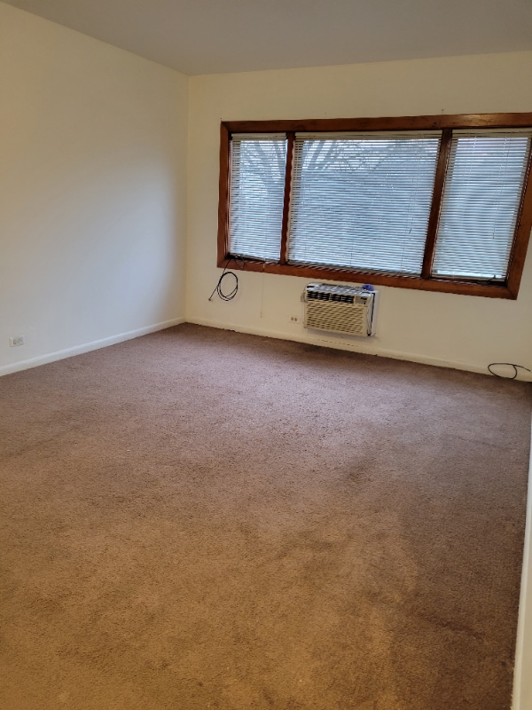 Photo - 486-486 Buffalo Ave