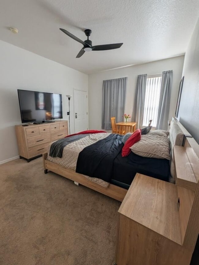 Photo - 326 Monroe Cir