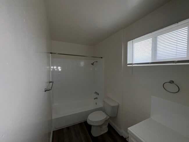 Photo - 421 N Idaho St
