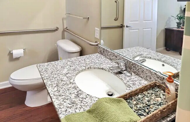 Summit Apartments