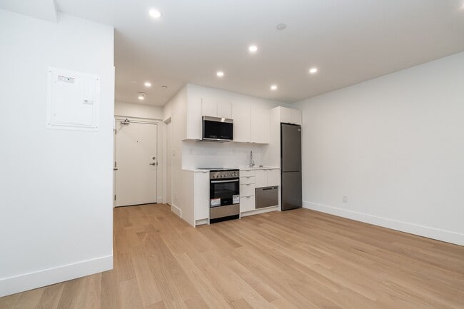 Photo - 612 Dawes Rd Unité 109