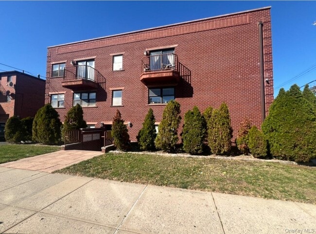 Building Photo - 212-15 43rd Ave Unit 1C