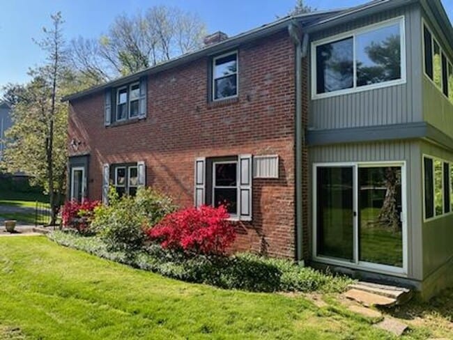 Photo - 2820 Cumberland Blvd Unit Apt 1 (first floor)