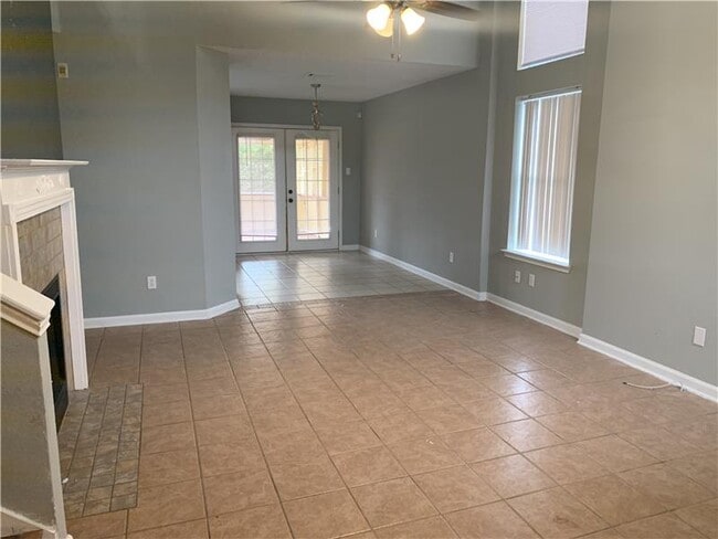 Photo - 2302 Tracey Ann Ln