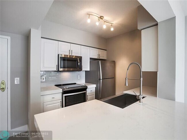 Photo - 1040 Seminole Dr Unit 1152