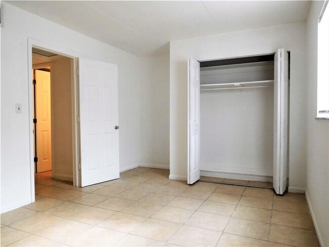 302 Spg Gdn Ave S Unit C - C11
