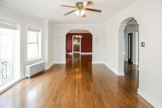 Photo - 4838 N Paulina St Apartments Unit 4838-2E