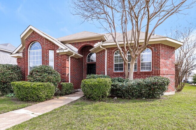 Photo - 2136 Birch Bend