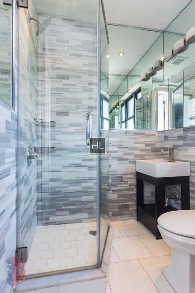 Photo - E 13TH ST. Unit 6E