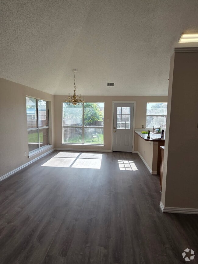 Building Photo - 2405 Shinnery Oak Dr Rental
