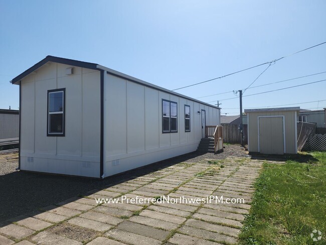 Building Photo - New Mobile Home in Tivoli Mobile Home Park...