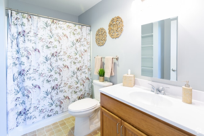 Photo - Cherry Street Apartments