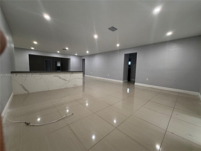 Photo - 45 NW 99th St