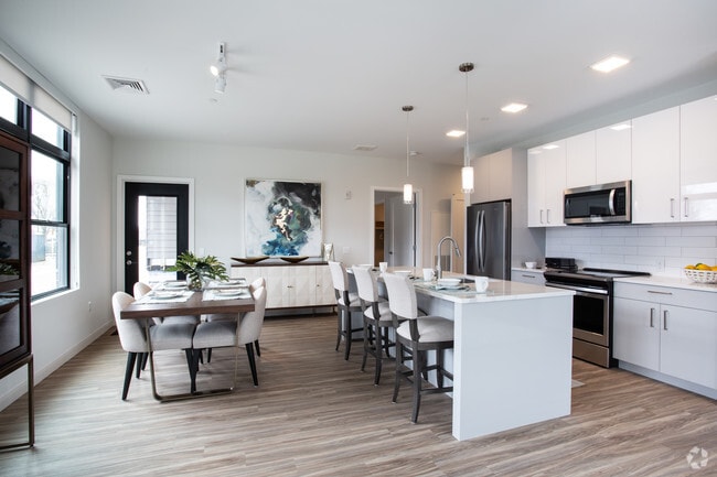 2BR, 2BA - Dining Room/ Kitchen