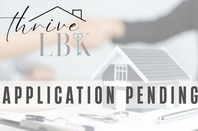 Building Photo - "Charming 3-Bedroom Home with 2 Baths in Lubbock's Heart – 1277 Sq Ft of Comfort!"