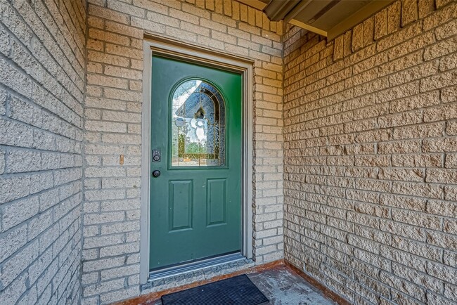 Photo - 7135 Woodland Oaks
