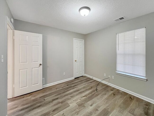 Building Photo - 3914 Santa Fe Loop