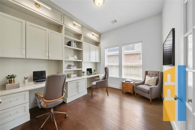 Photo - 752 Mayhill Ridge Ln