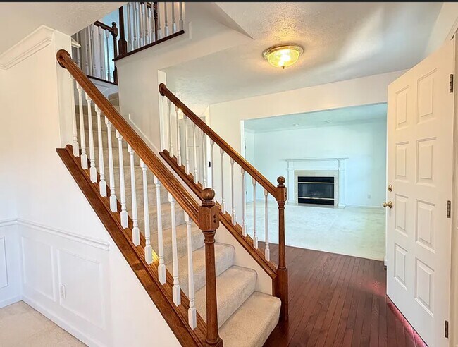 611 Buttercup Dr