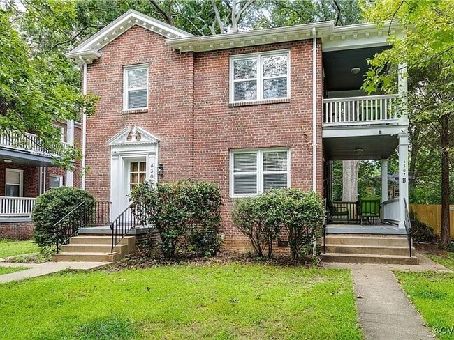 Building Photo - Charming 2-bedroom 1 bath Unit A