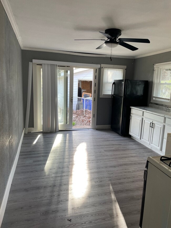 Photo - 2148 N Graceland Ave