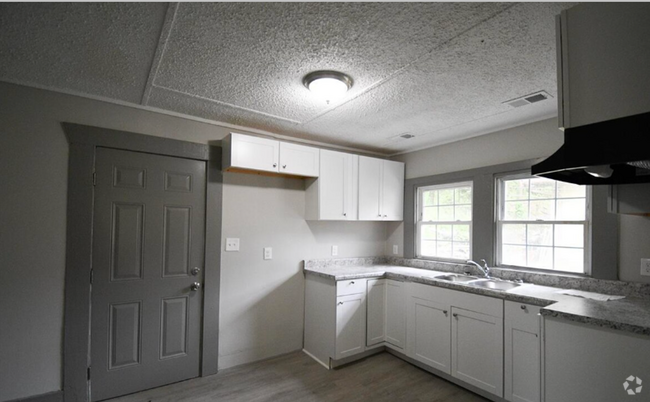 Building Photo - REDUCED APPLICATION FEE OF $15 FOR A LIMIT... Rental