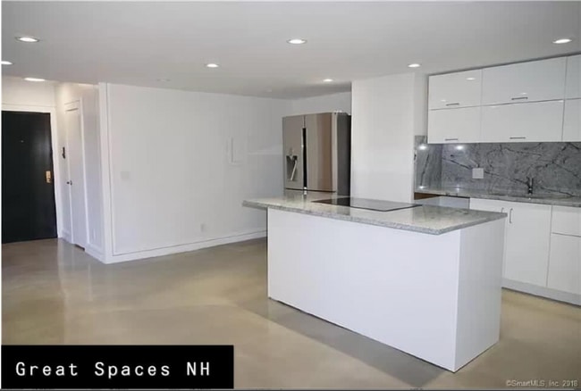 Building Photo - 55 Trumbull St Unit 21