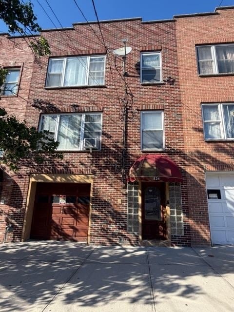 Building Photo - 124 64th St Unit 2