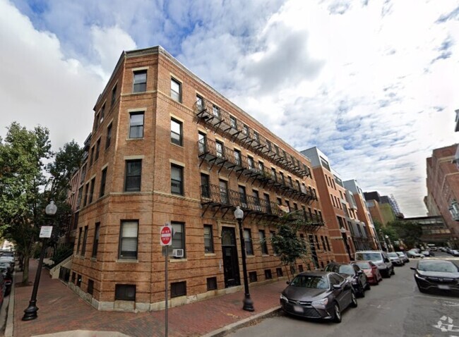 Building Photo - 34 East Newton St Unit 2 Rental