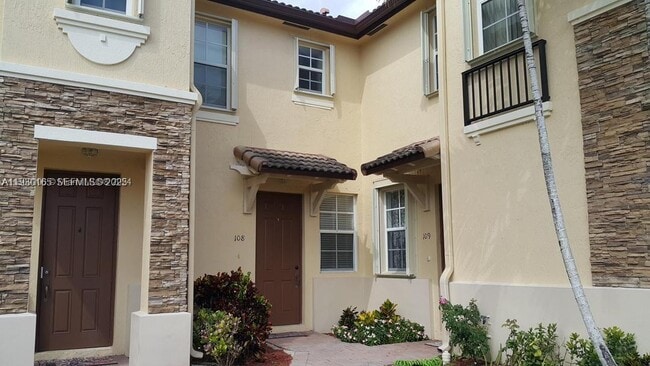 Photo - 1398 NE 33rd Ave