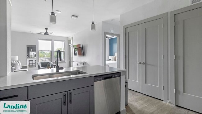 Photo - 3706 Goodwin Ave Unit 364