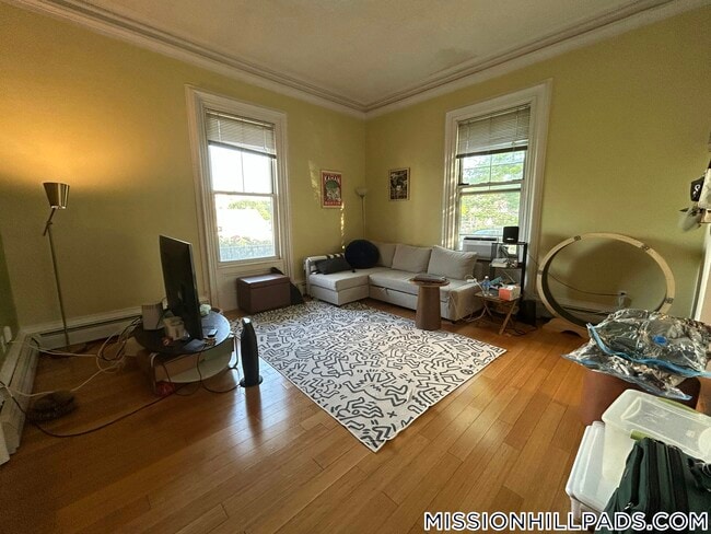 Photo - 743 Parker St Unidad 2