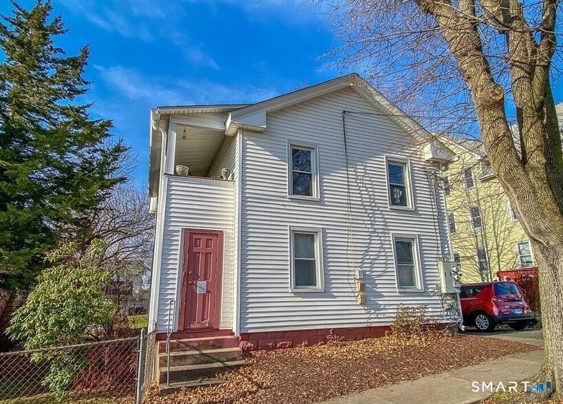 168 Curtis St