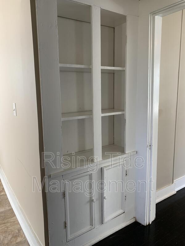 Photo - 225 75th St N