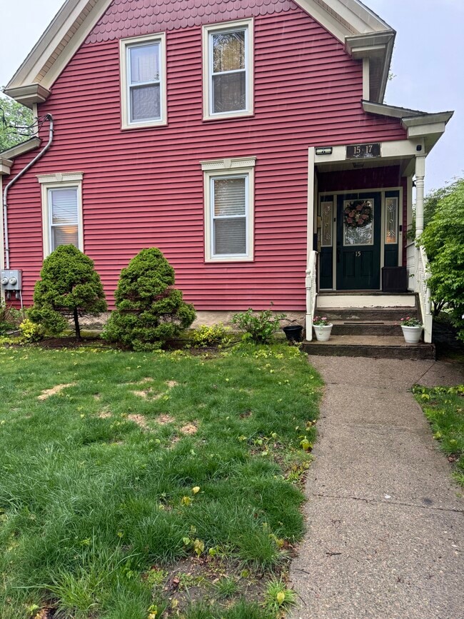 Photo - 15 Court St Unit 3BDRM