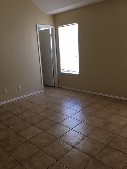 Photo - 819 N Cross Ln Unidad 1