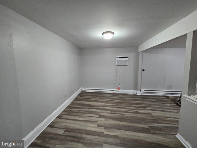 Photo - 121 W Jersey Ave