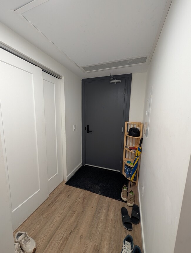 Photo - Modern 2 Bedroom Apartment off Beechwood Unité 002