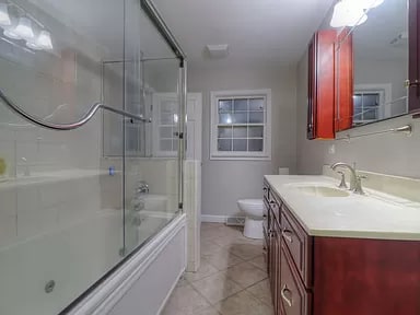 Photo - 502 E Harding Dr