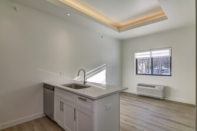 Photo - 3237 Fairfax St Townhome