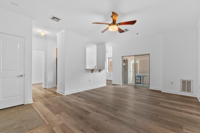 Photo - 172 Culver Ave Unit 206