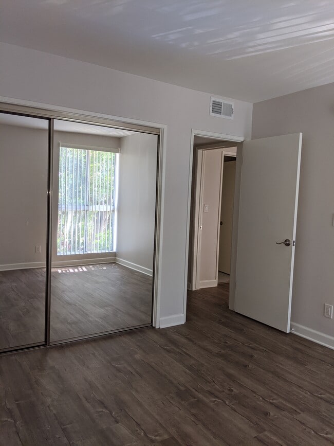 Summit Apartments