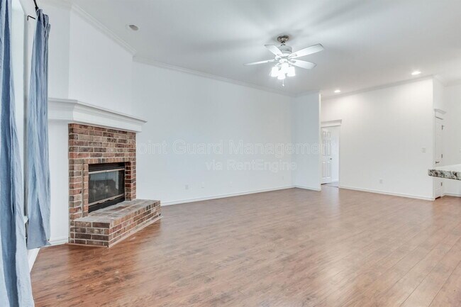 Photo - 10517 Queensbury Dr