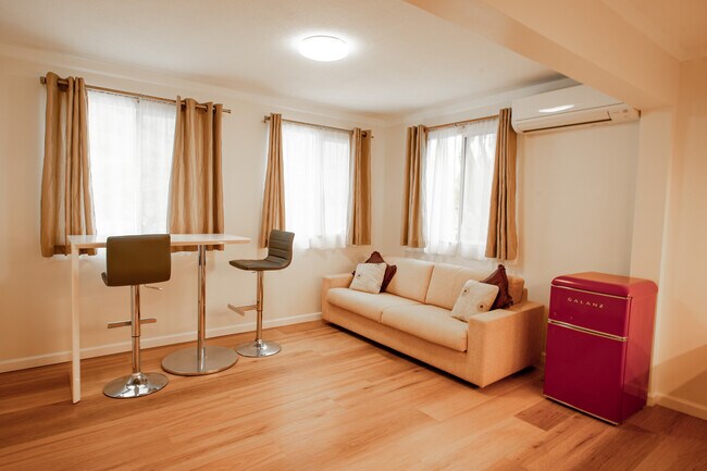 Photo - 780 Ainapo St